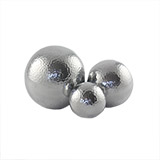 Box of 4 hammered aluminium 10cm balls